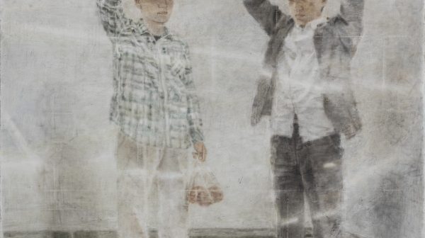 举手的人 2